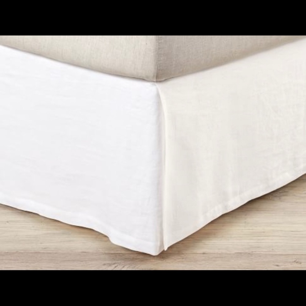 Pottery Barn White Linen Blend Tailored King Bed Skirt
